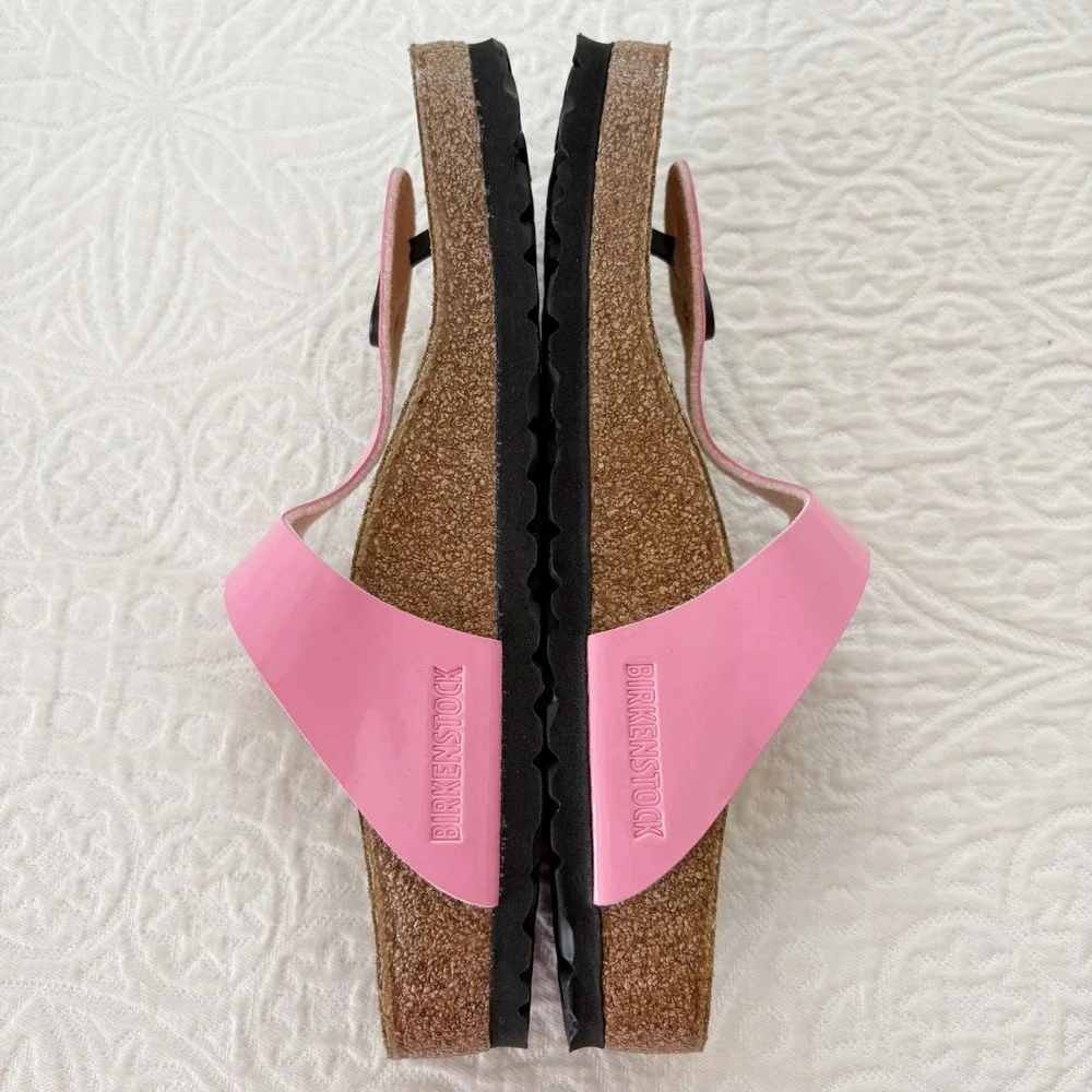 Birkenstock Patent Birkoflor Gizeh Sandals, Candy Pink SZ 38 US 7‎